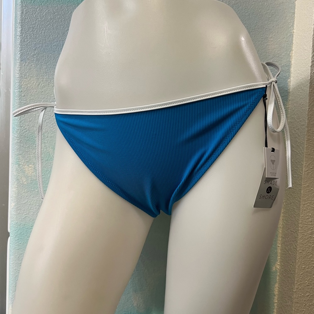 NWT Shade & Shore Blue and White Medium Seat Coverage Bikini Bottoms